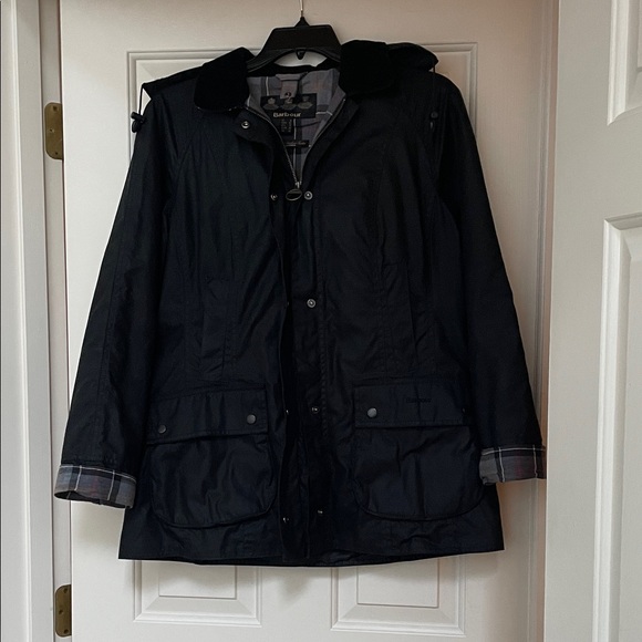 Barbour Jackets & Blazers - Barbour Classic Beadnell Waxed Jacket Size 12
